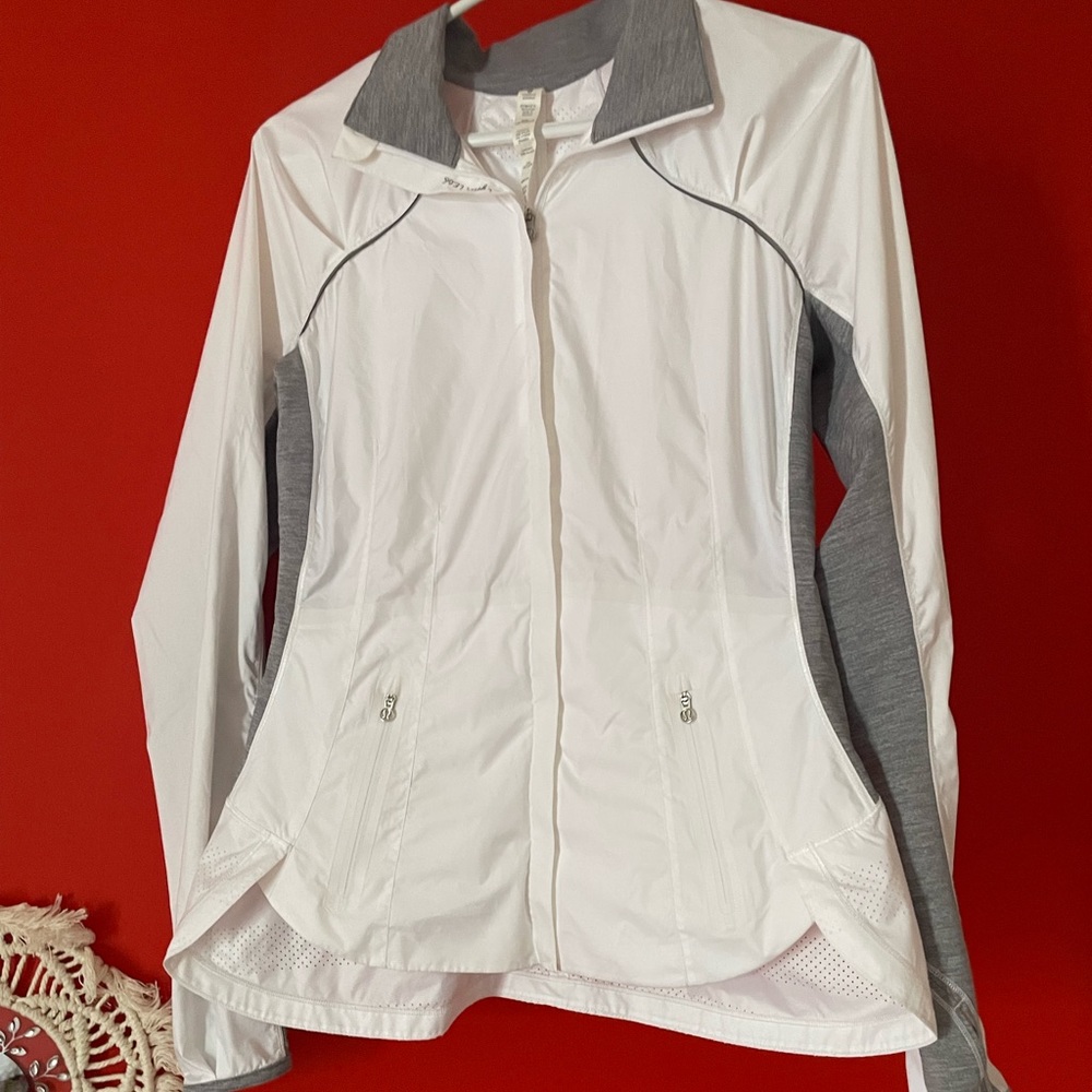 🛍️⭐️ Lululemon windbraker